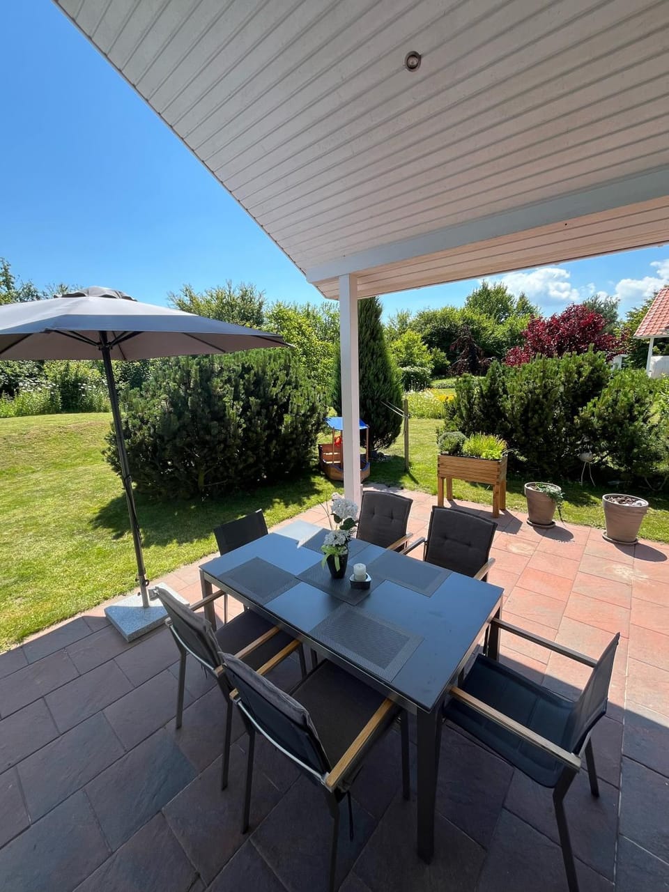 Garden, Seating area