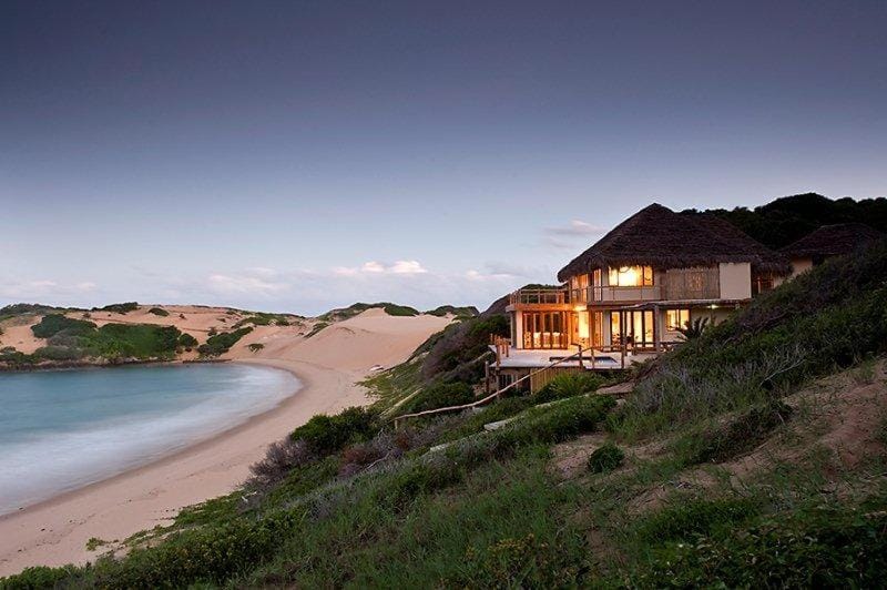 Property building, Day, Natural landscape, Beach, Mountain view, Sea view