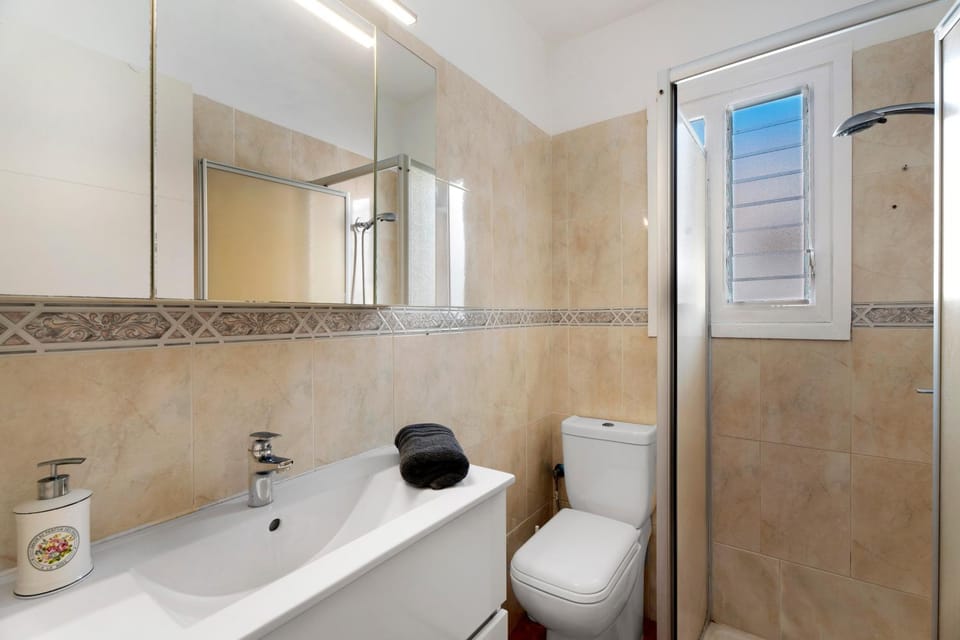 Bathroom, Living room