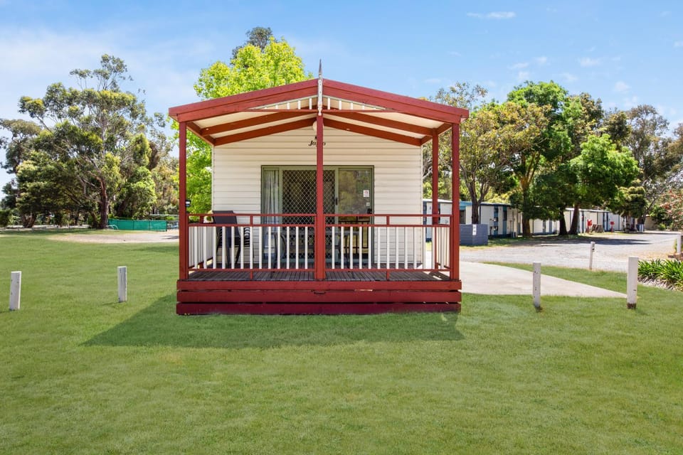 Property building, Natural landscape