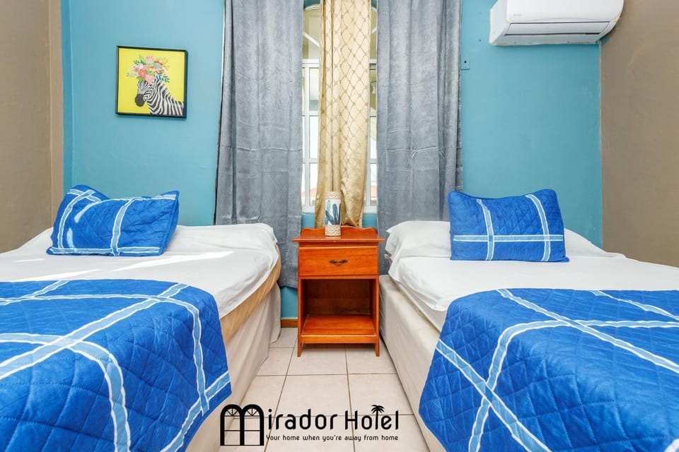Bed, Bedroom, air conditioner