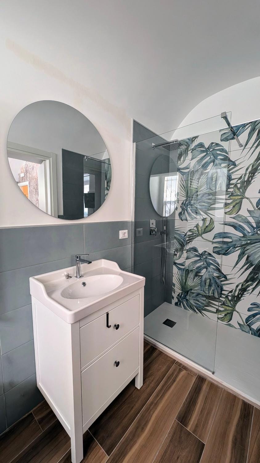 Shower, Bathroom