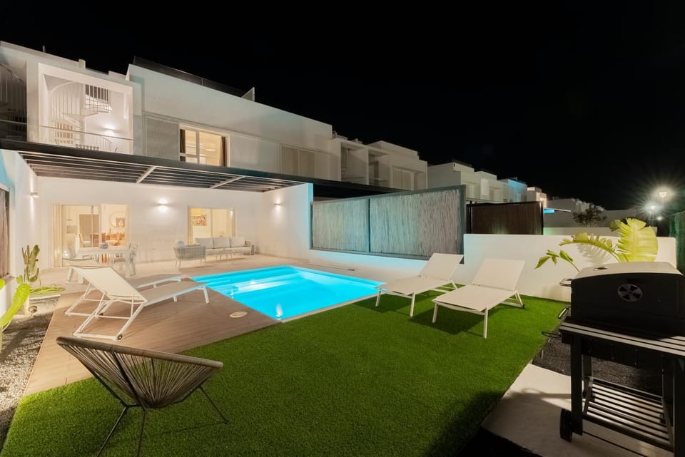 Night, Garden, Swimming pool