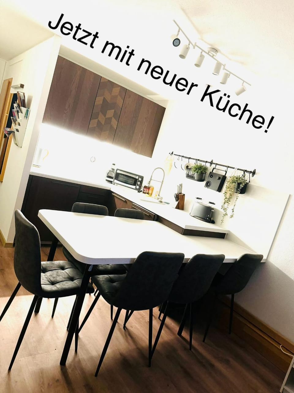 Ferienwohnung Schönblick inklusive Hallenbad, Sauna, Außenpool & Fitnessstudio, familienfreundlich ausgestattet, großes 2-Zimmer-Apartment Apartment in Straubing-Bogen