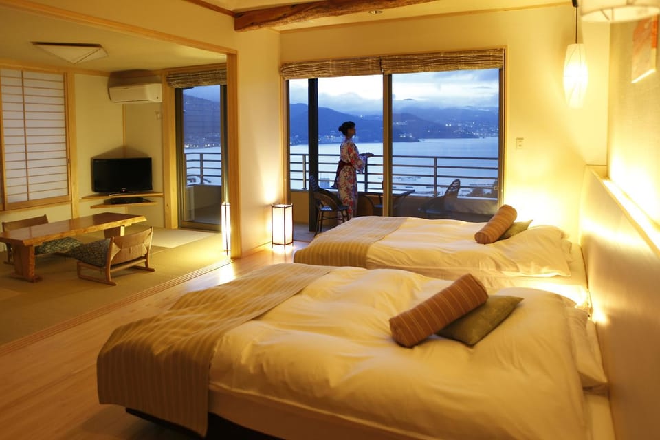 People, View (from property/room), Balcony/Terrace, Photo of the whole room