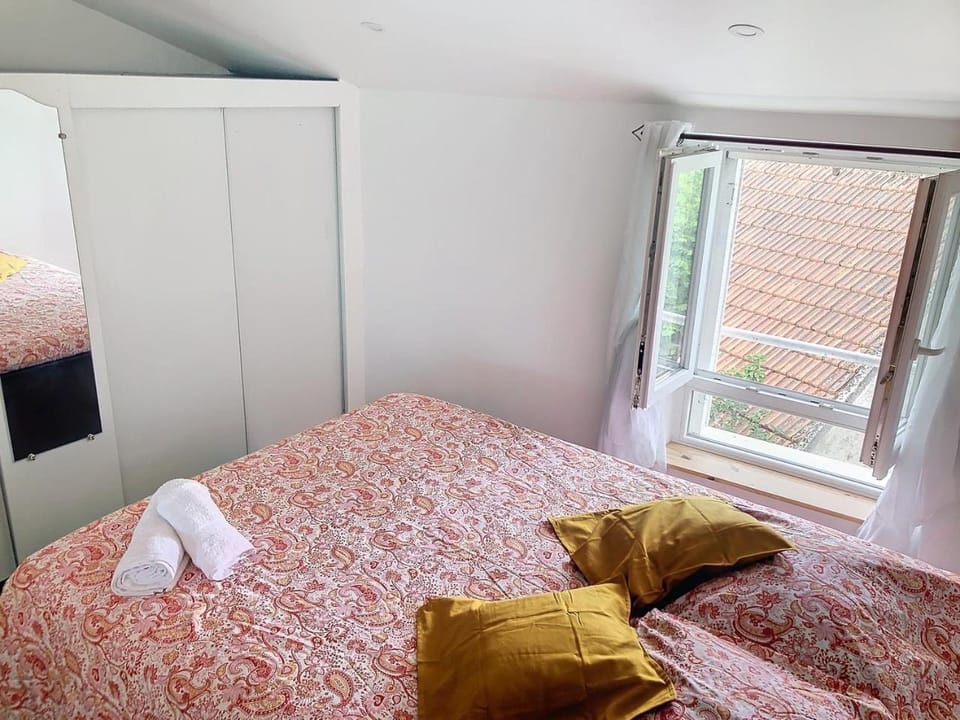 Bed, Bedroom, wardrobe