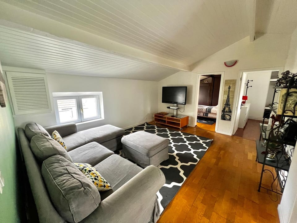 TV and multimedia, Living room