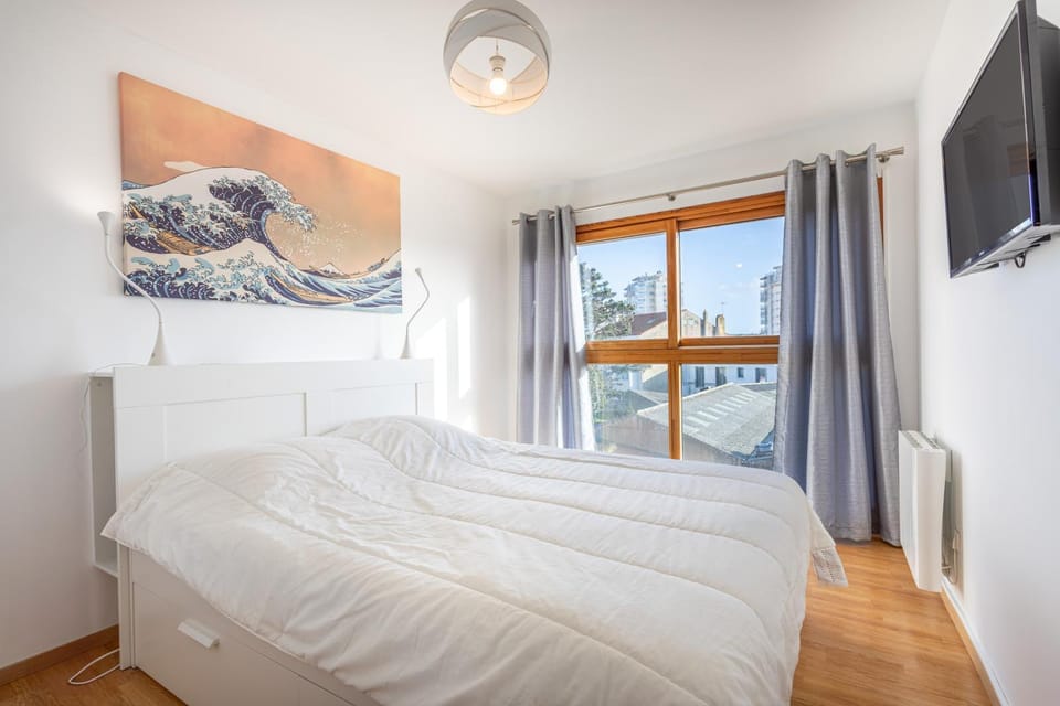 Living room, Bedroom