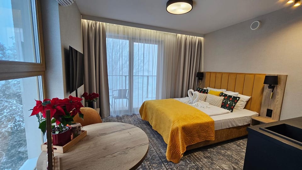 Seating area, Bedroom