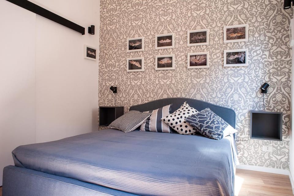Living room, Bedroom