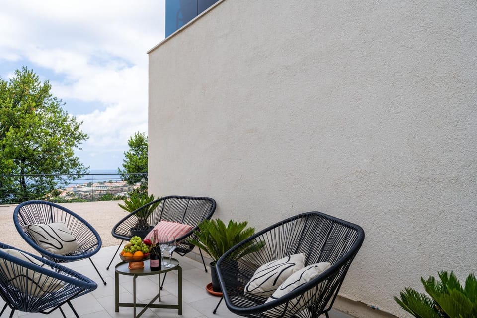 Balcony/Terrace, Seating area