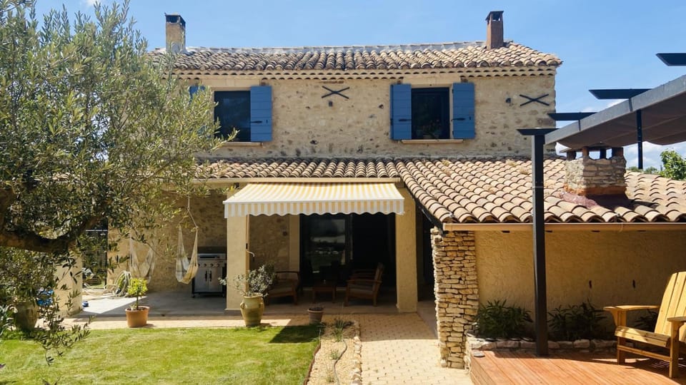 Property building, Garden