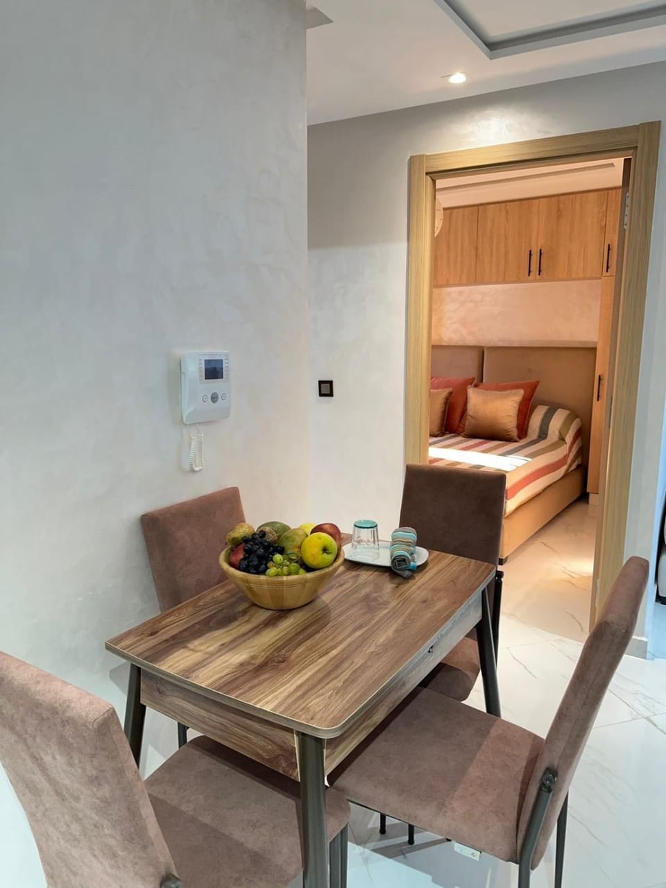 Food and drinks, Dining area