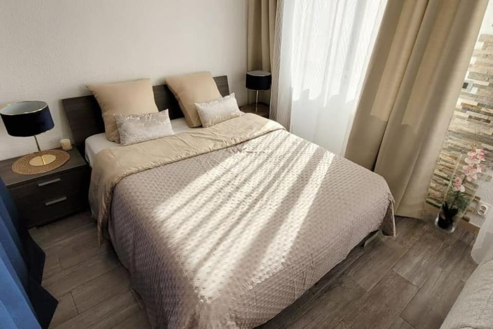Cet été à Cannes, Studio cosy à 8' de la Croisette Apartment in Cannes