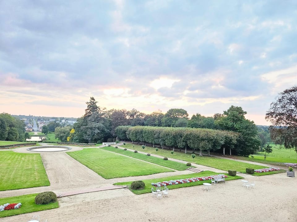 Nearby landmark, Natural landscape, Garden, Garden view