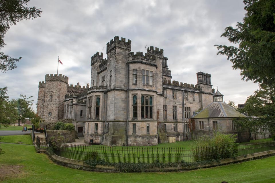 Property building, Garden, Garden view, Landmark view