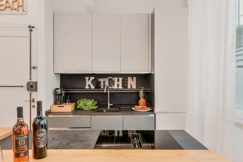 Golden Luxe - Modern Apartment next the beach Apartment in Viareggio