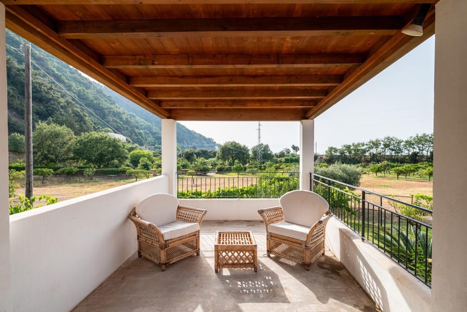 Villa Rosa, Campagna e Mare con Accesso Privato alla Spiaggia Villa in Sicily