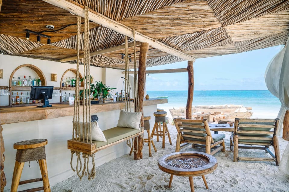 Lounge or bar, Beach, Sea view