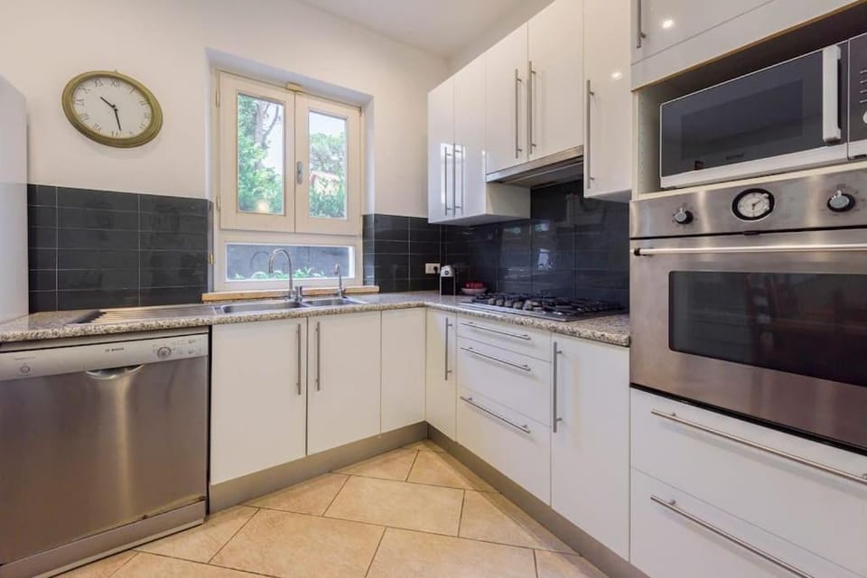 Golden Luxe - Villa in the center next the sea whit garden FDM House in Forte dei Marmi