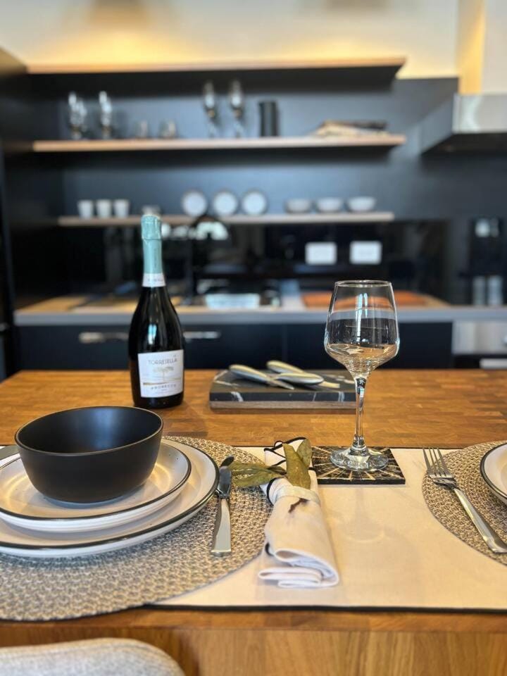 Provincial Heritage CBD-Geelong Apartment in Geelong