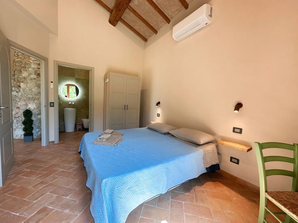 Rustico con jacuzzi in Toscana Villa in Tuscany