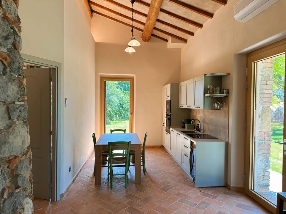Rustico con jacuzzi in Toscana Villa in Tuscany