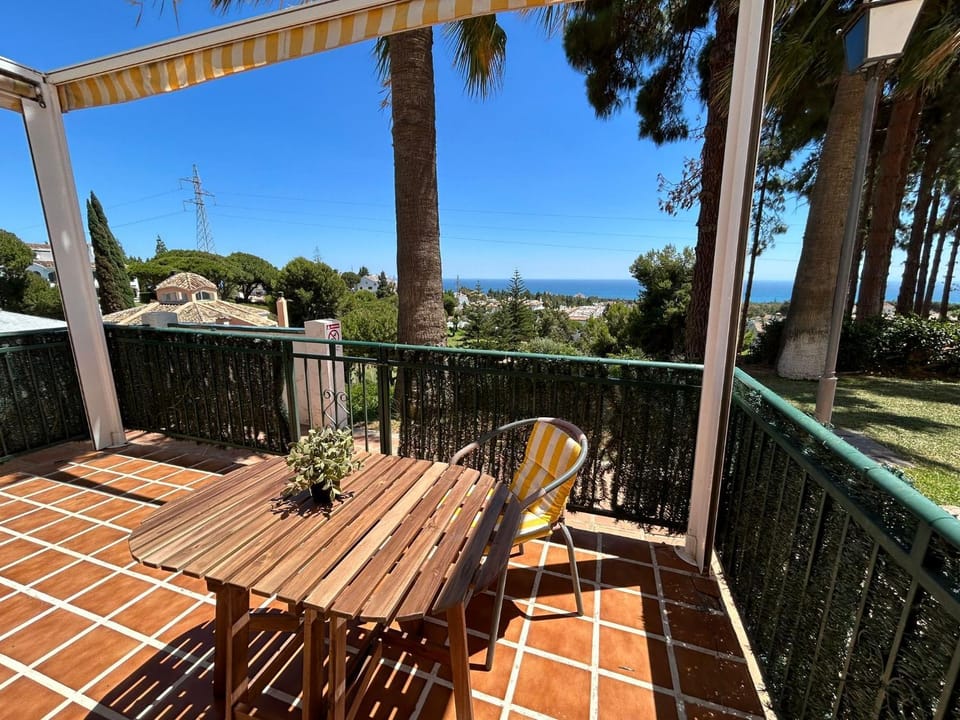 Natural landscape, Balcony/Terrace
