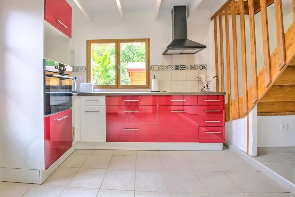 Le chalet sur Manoire Chalet in Nouvelle-Aquitaine