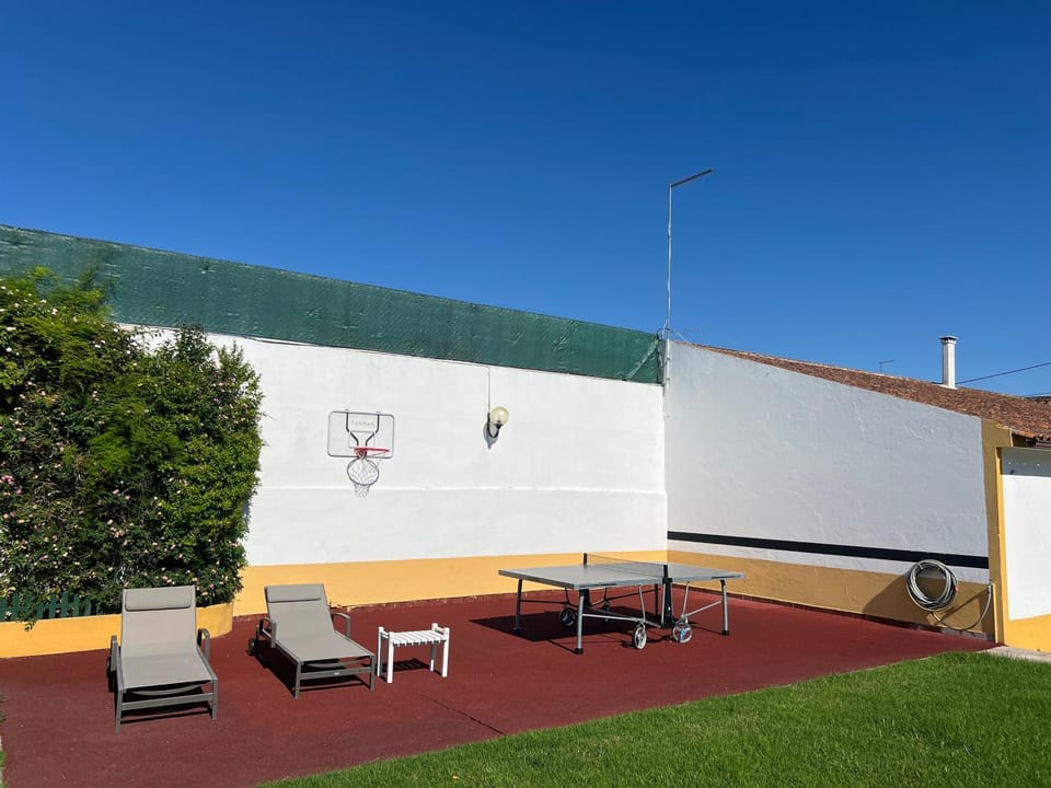 Table tennis