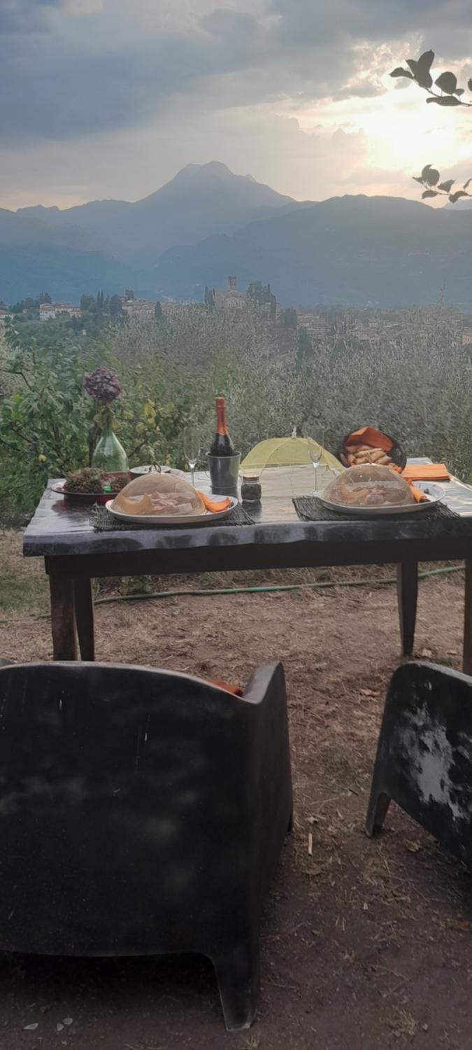 La fatina Lodge Luxury tent in Barga