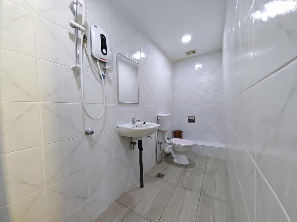Toilet, Bathroom
