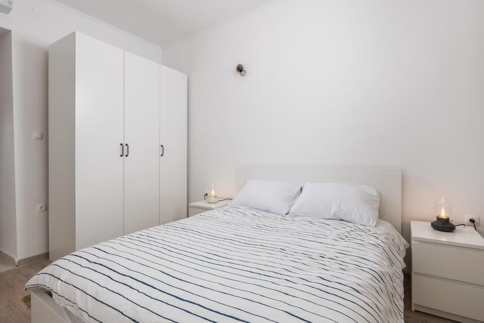 Bed, Bedroom, wardrobe