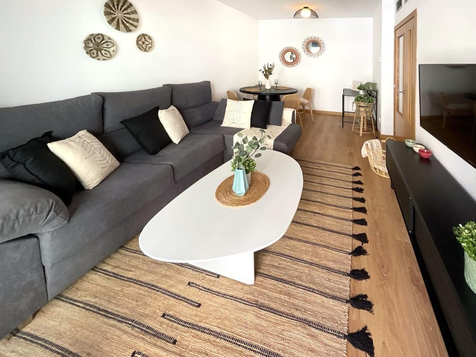 TV and multimedia, Living room, Seating area