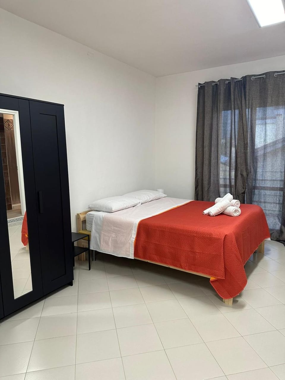 Bed, Photo of the whole room, Bedroom, towels, wardrobe