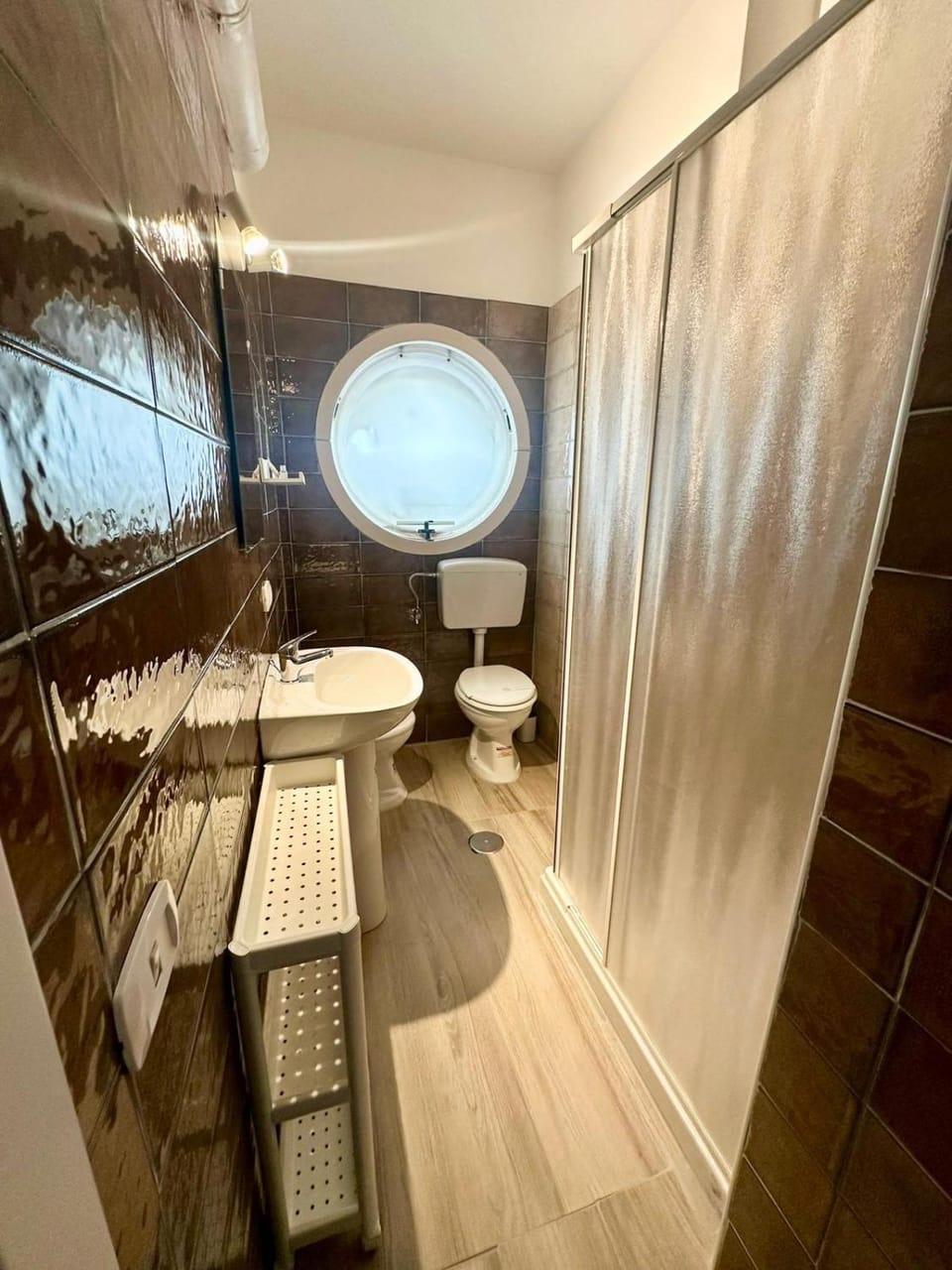 Shower, Toilet, Bathroom, bidet