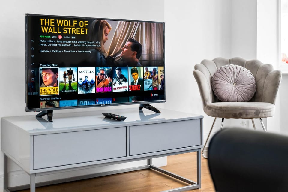 Communal lounge/ TV room, TV and multimedia, Living room