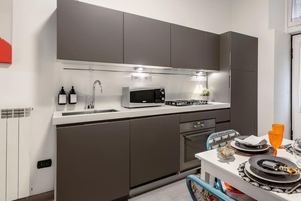 Kitchen or kitchenette, kitchen, kitchen