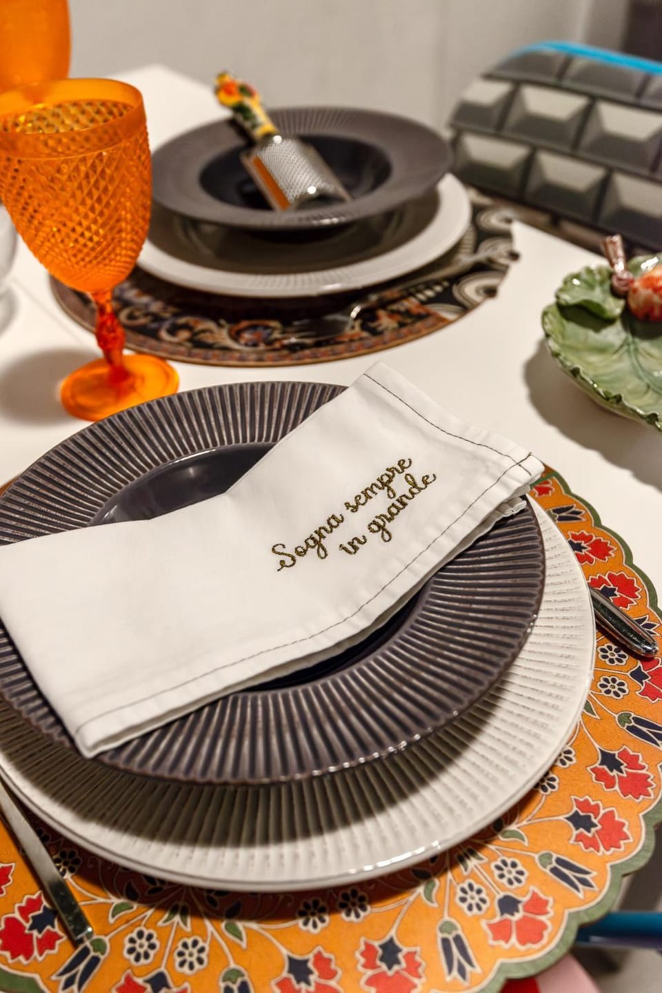 Decorative detail, Dining area