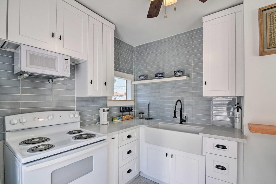 Casa Brisa 1BR Cottage in Galveston Near Beach House in Galveston Island