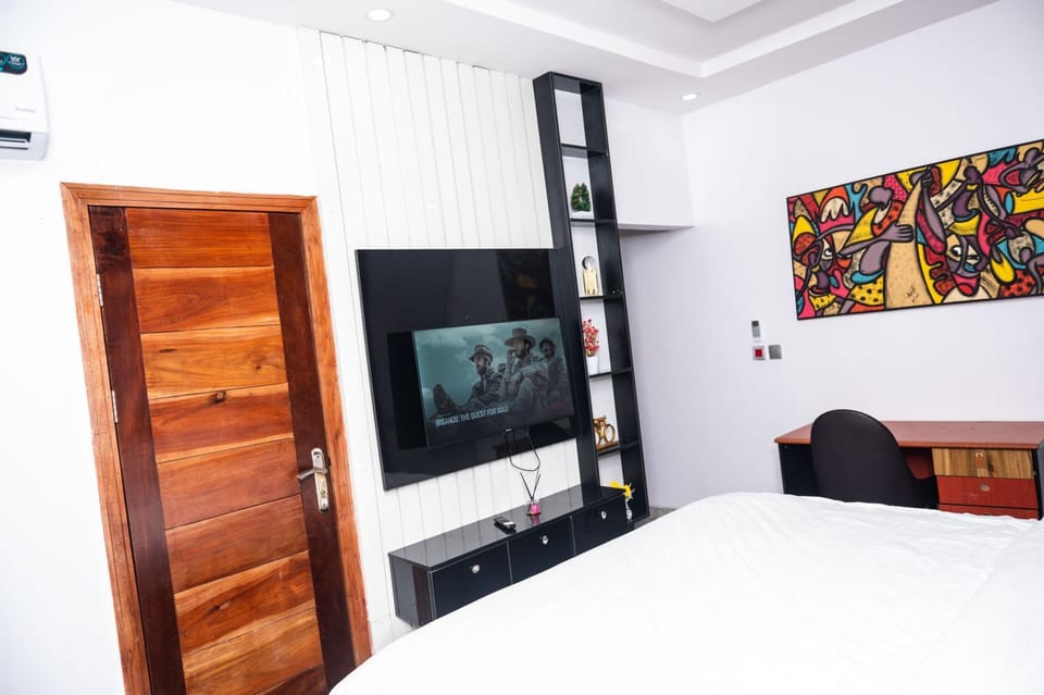 MIJL RESIDENCE - 4 bedroom with pool, Ps5, snooker in lekki Apartment in Lagos, Nigeria
