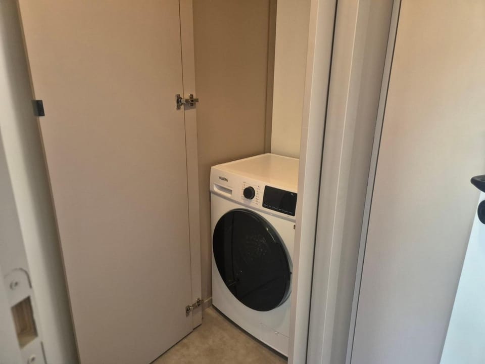 wardrobe, washing machine, dryer