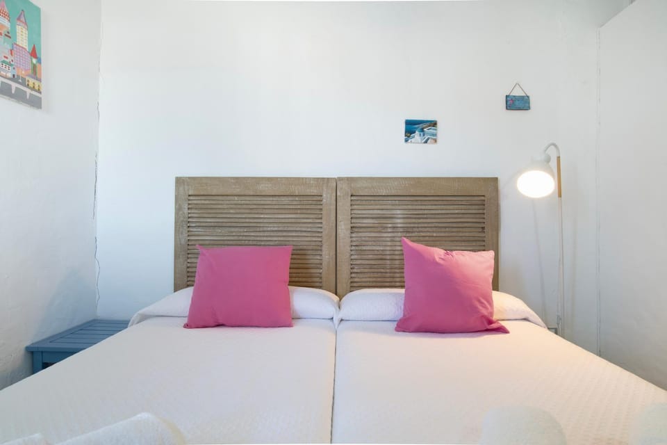 Living room, Bedroom