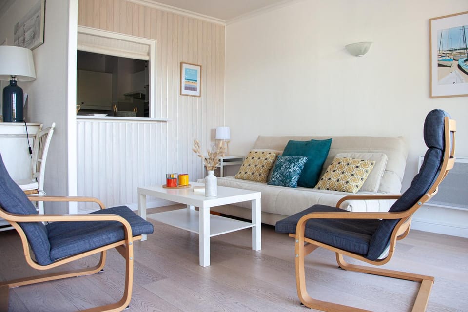 Communal lounge/ TV room, Seating area