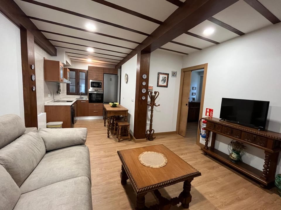 TV and multimedia, Living room, Dining area