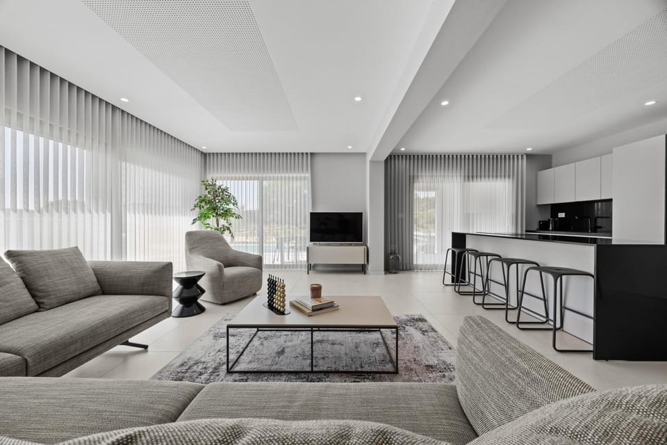 Communal lounge/ TV room, TV and multimedia, Kitchen or kitchenette, Living room, Seating area