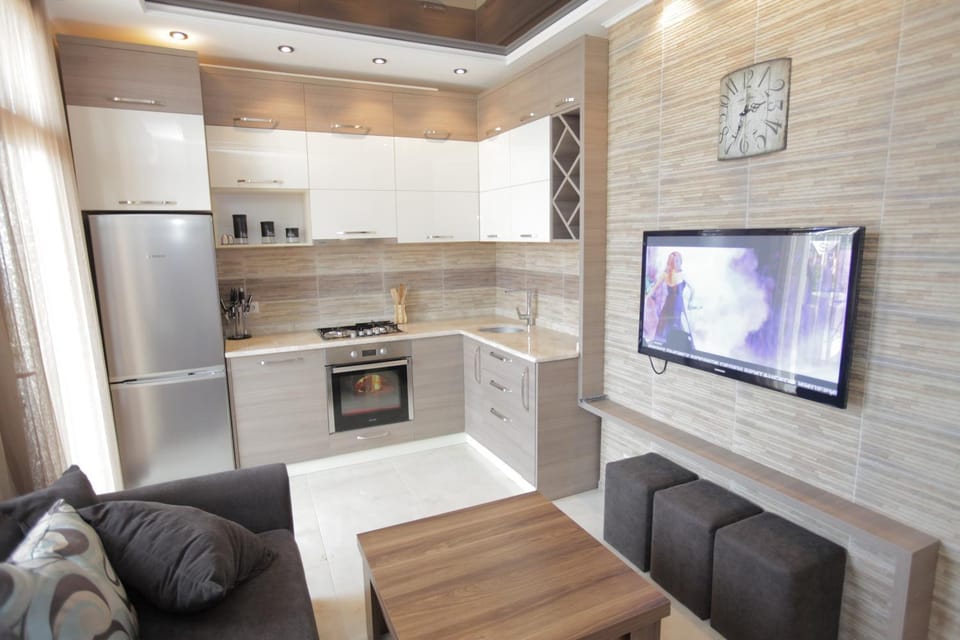 Kitchen or kitchenette, Seating area
