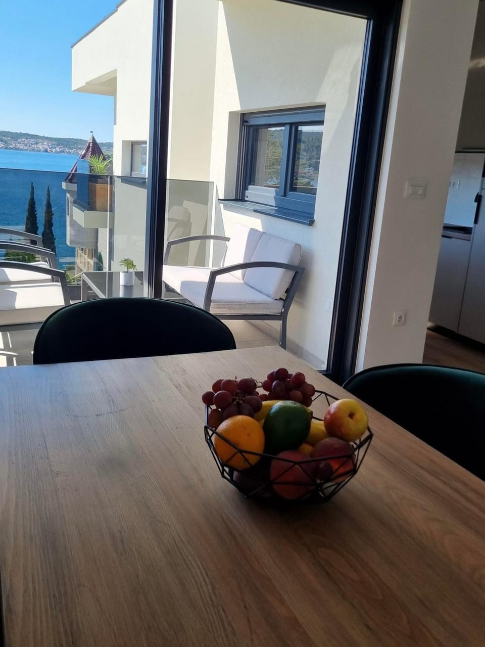 Balcony/Terrace, Seating area, Dining area, Sea view