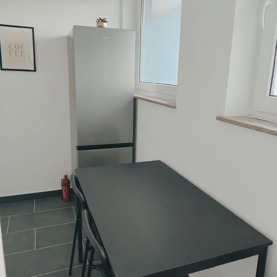 Monteurwohnung Ferienwohnung Business Appartement links Langenfeld Apartment in North Rhine-Westphalia