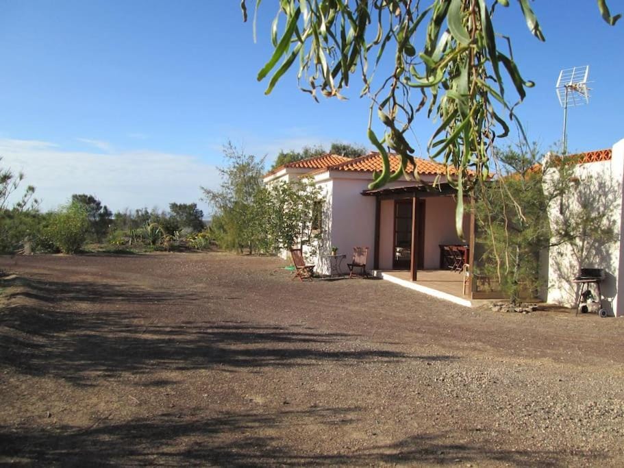 descanso en espacio natural con vistasTharada House in Maxorata